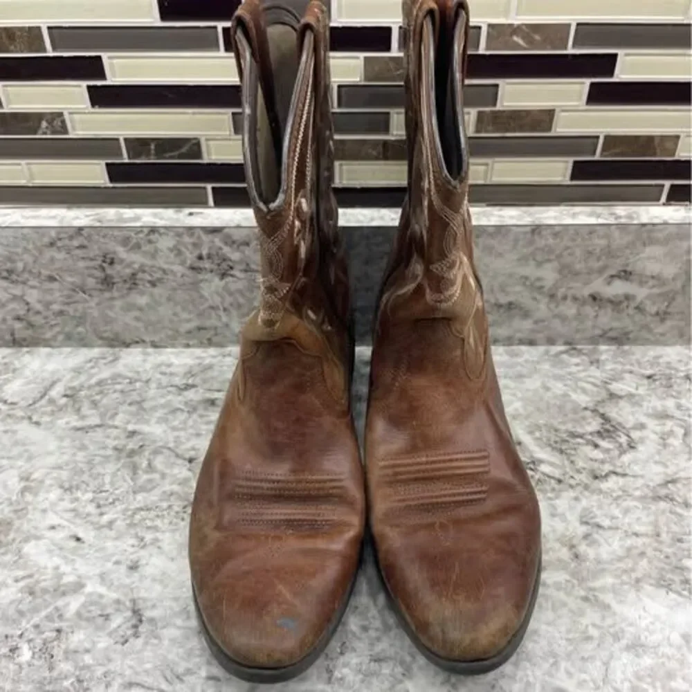 Girls 4.5 Ariat Cowboy boots